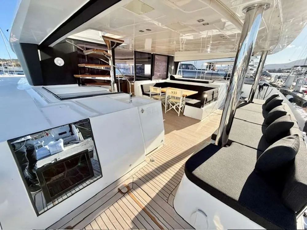 yacht-575333