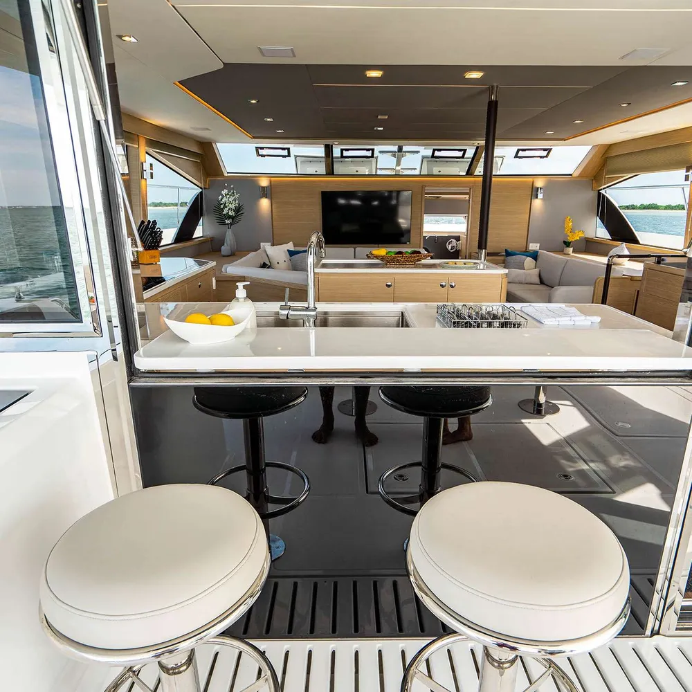 yacht-584619