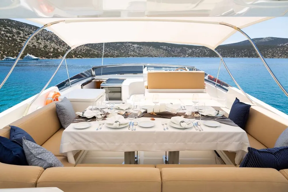 yacht-596466