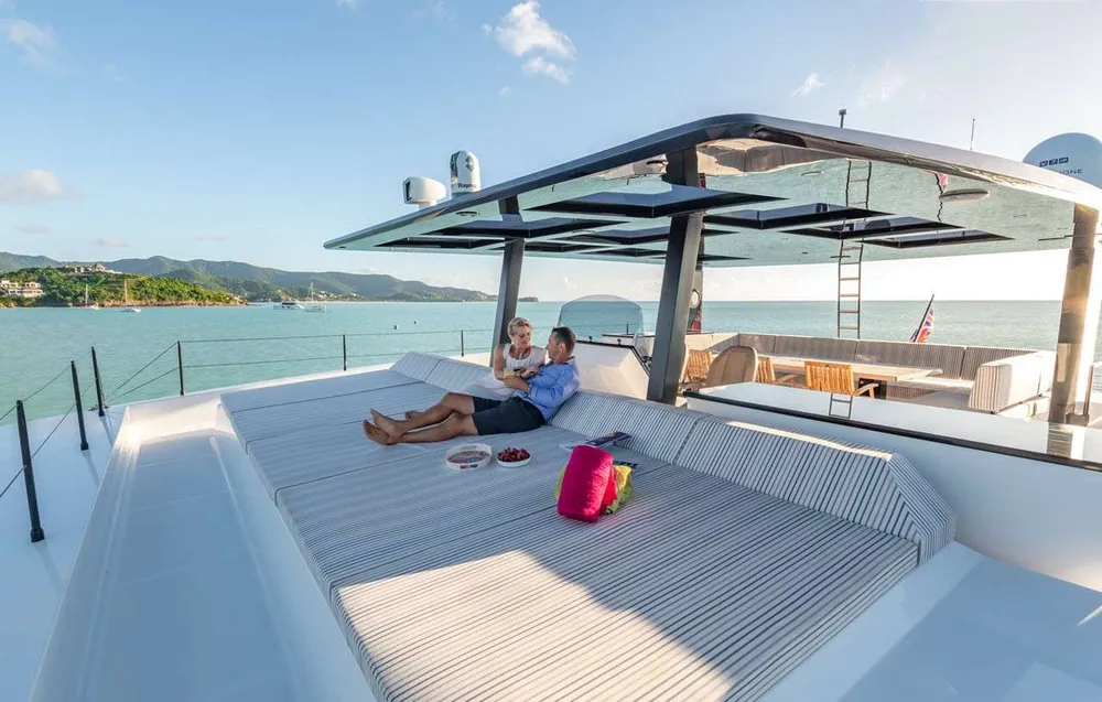 yacht-587761