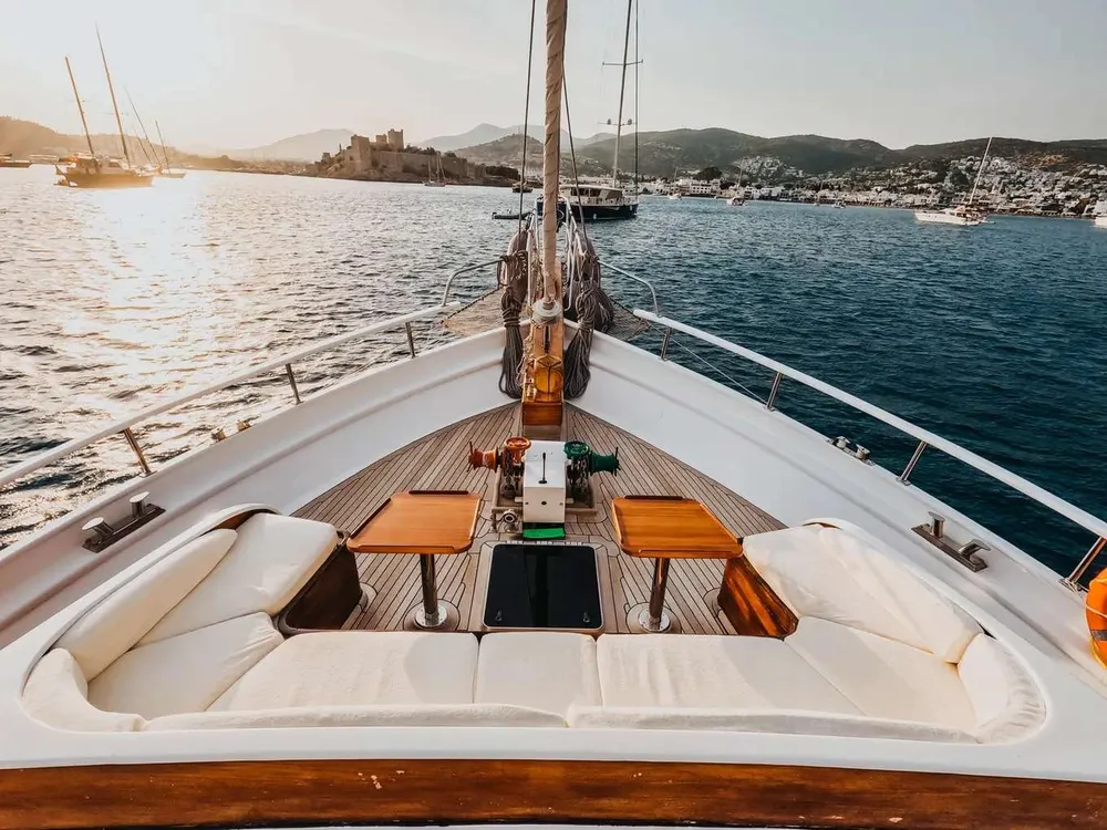 yacht-570710