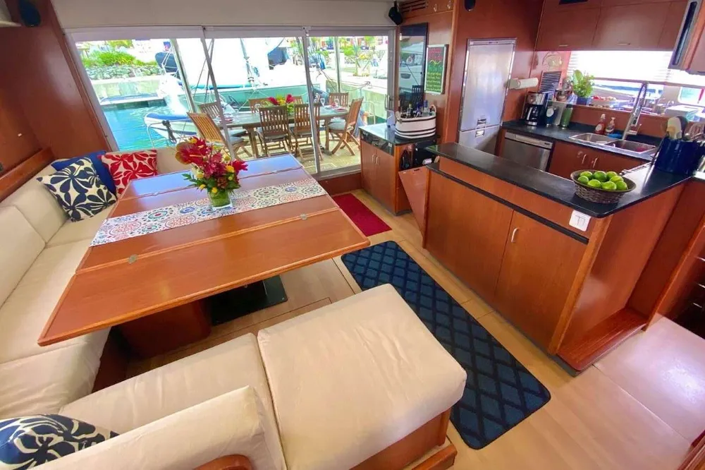 yacht-597031