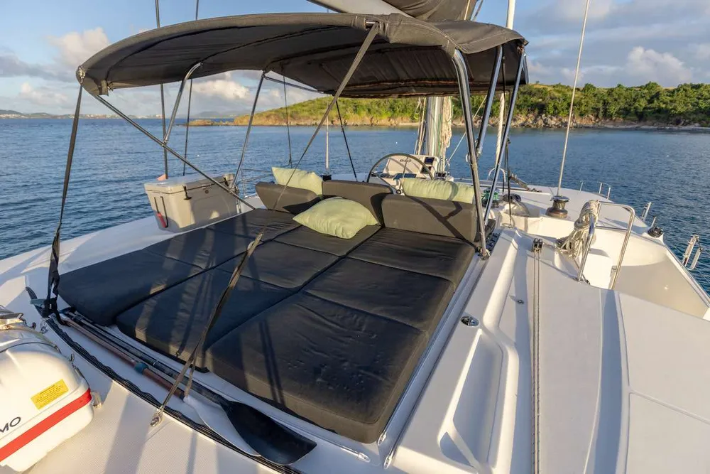 yacht-591018