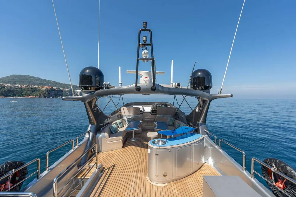 yacht-574413