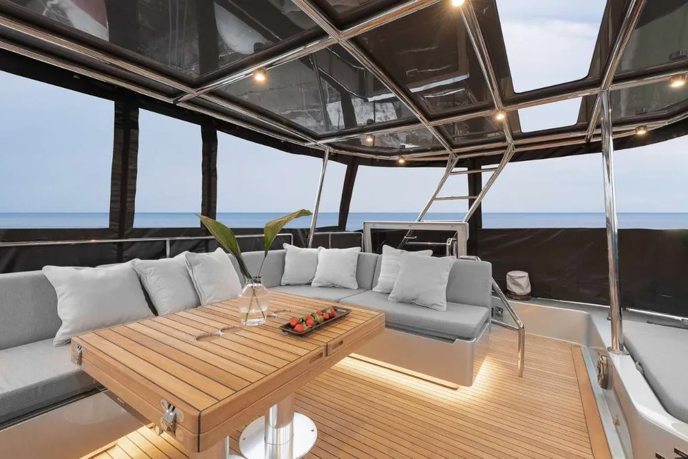 yacht-597775