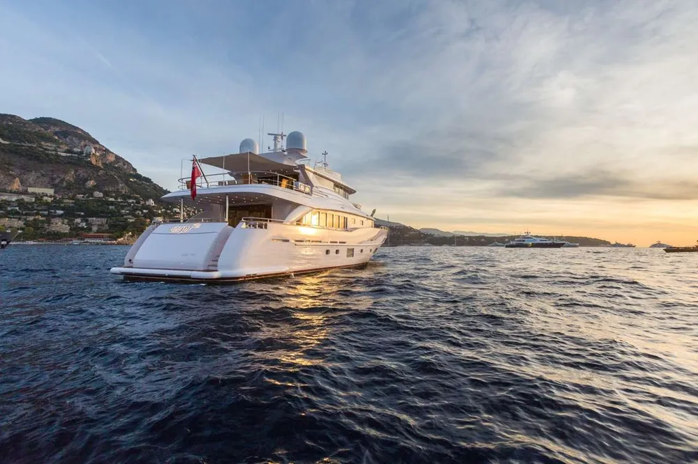 yacht-593489
