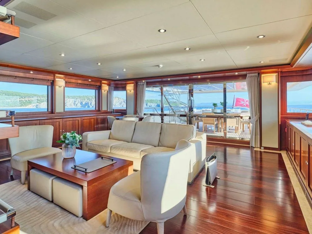yacht-550932