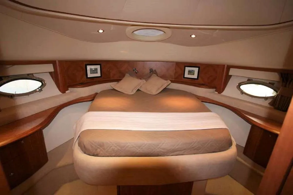 yacht-572147