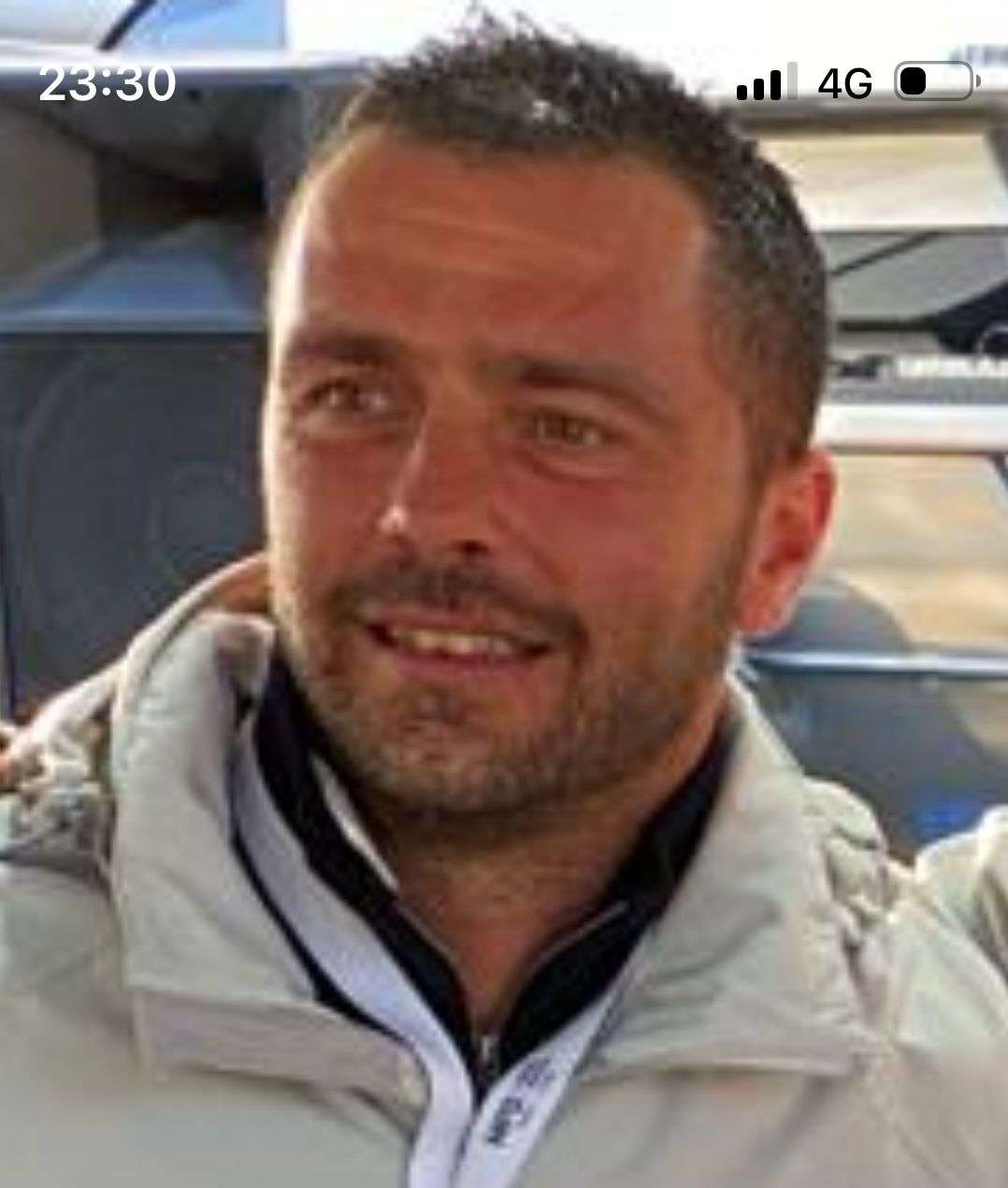 crew-1852158