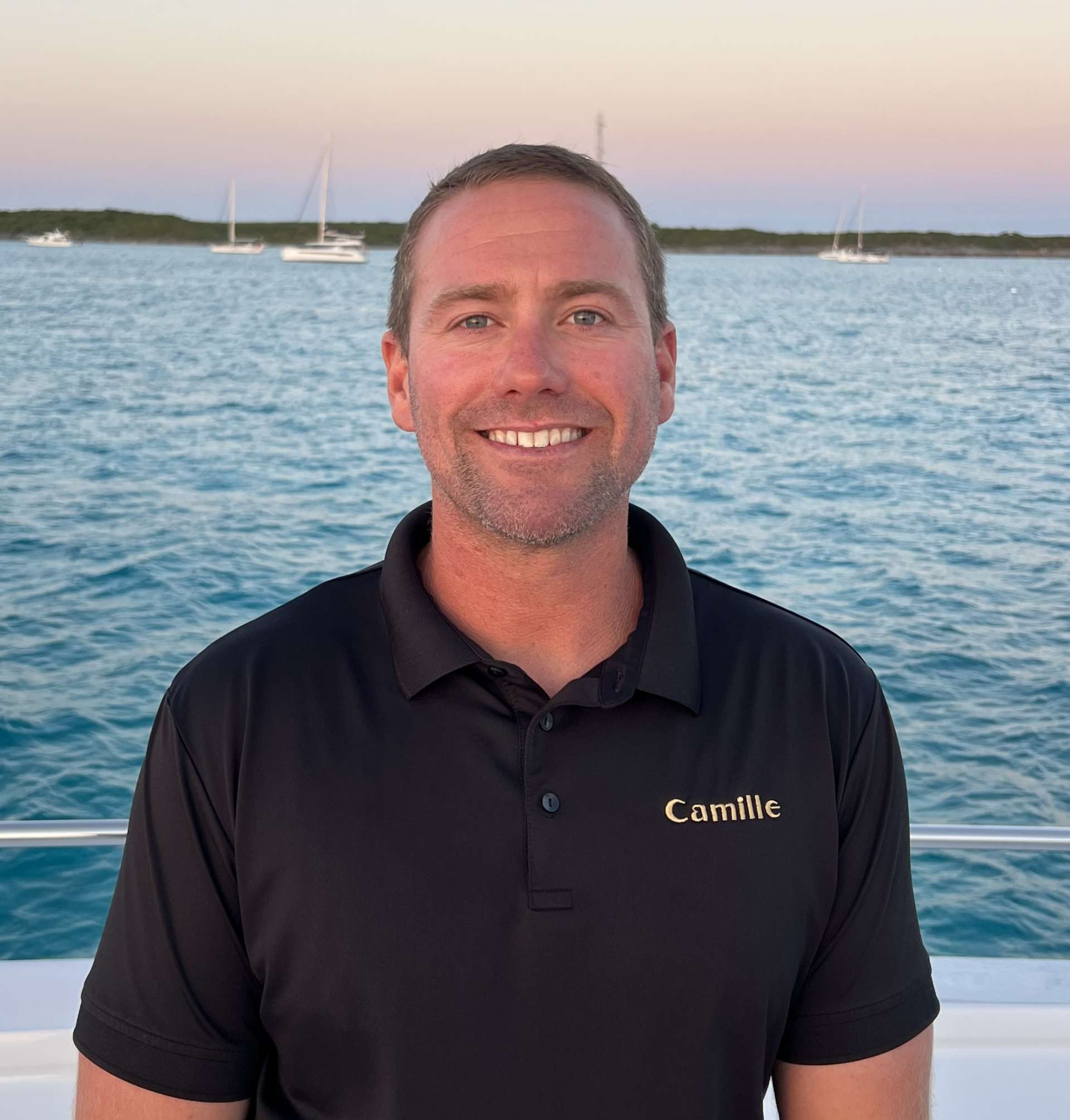 crew-1888094