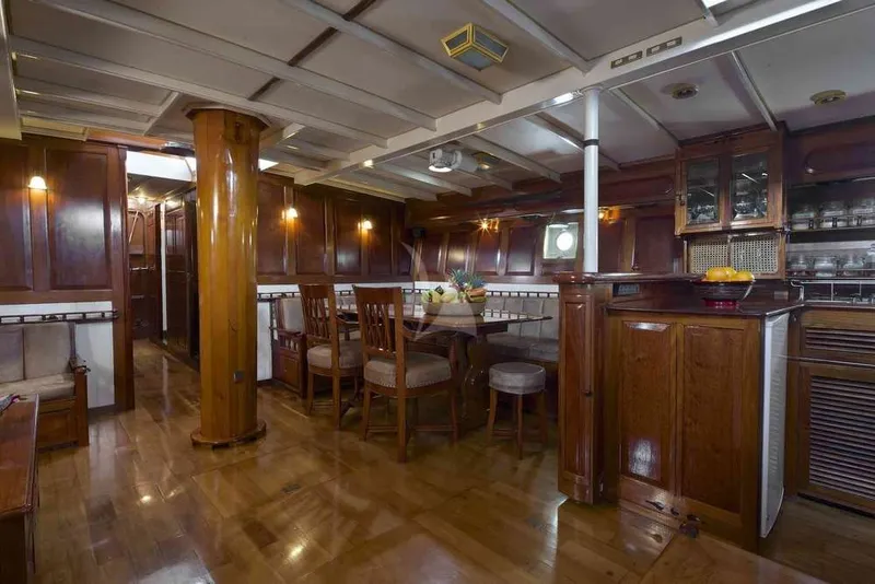 yacht-86268