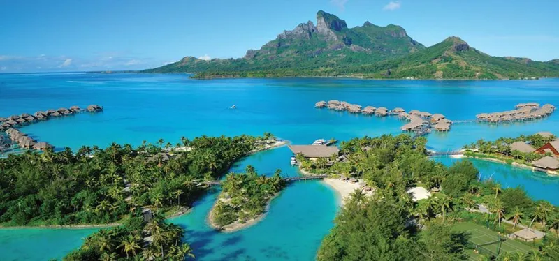 Tahiti to Moorea