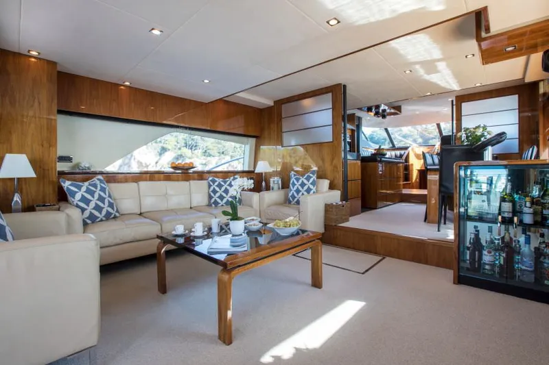 yacht-578981