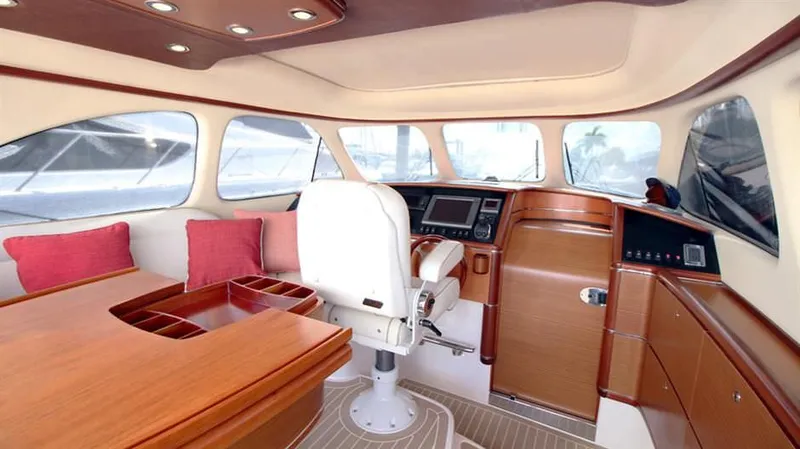 yacht-559382