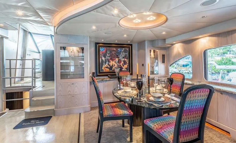 yacht-563897