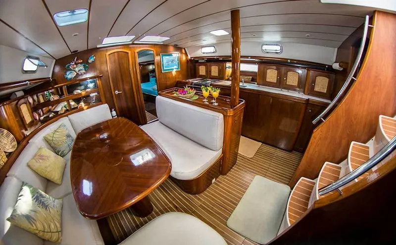 yacht-582073