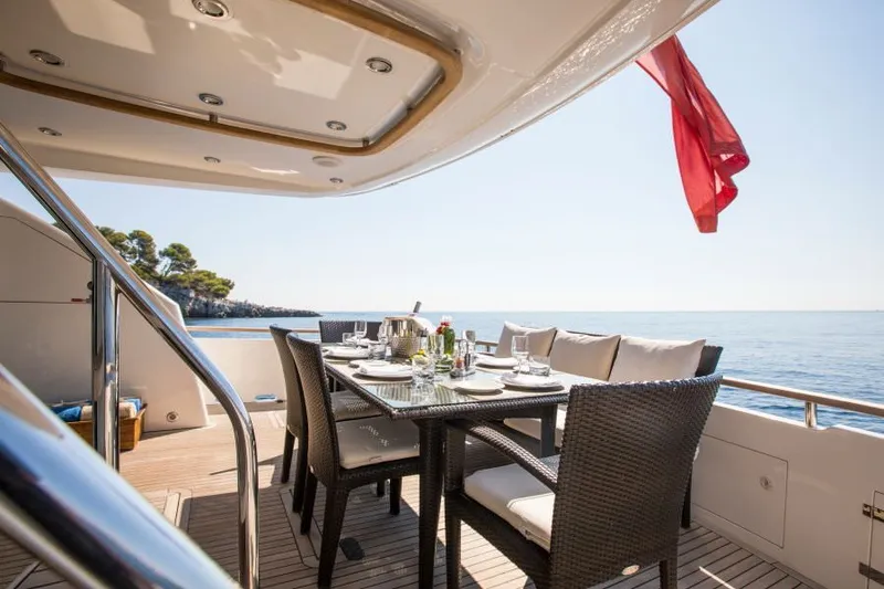 yacht-578983