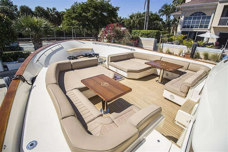 yacht-601951