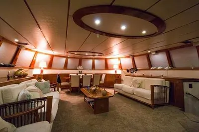 yacht-73000