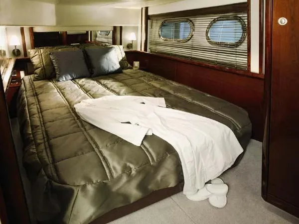 yacht-535601