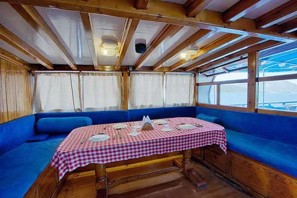 yacht-84247