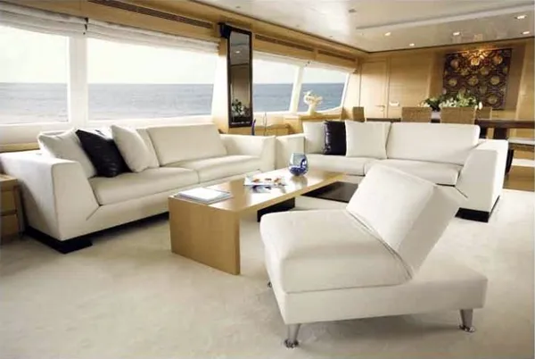 yacht-584570