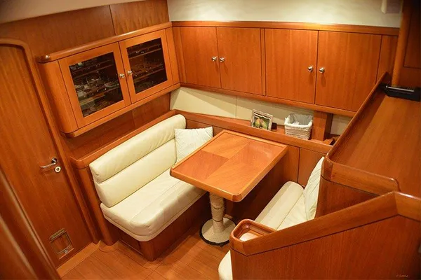 yacht-585907