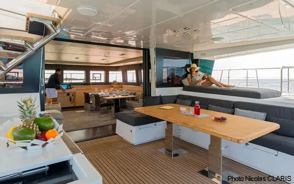 yacht-584600