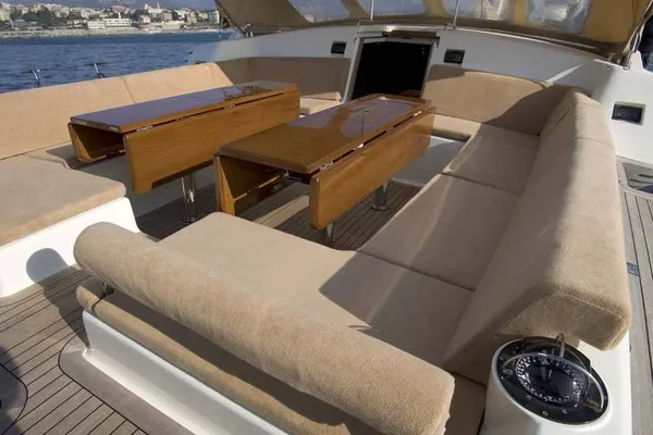 yacht-596917