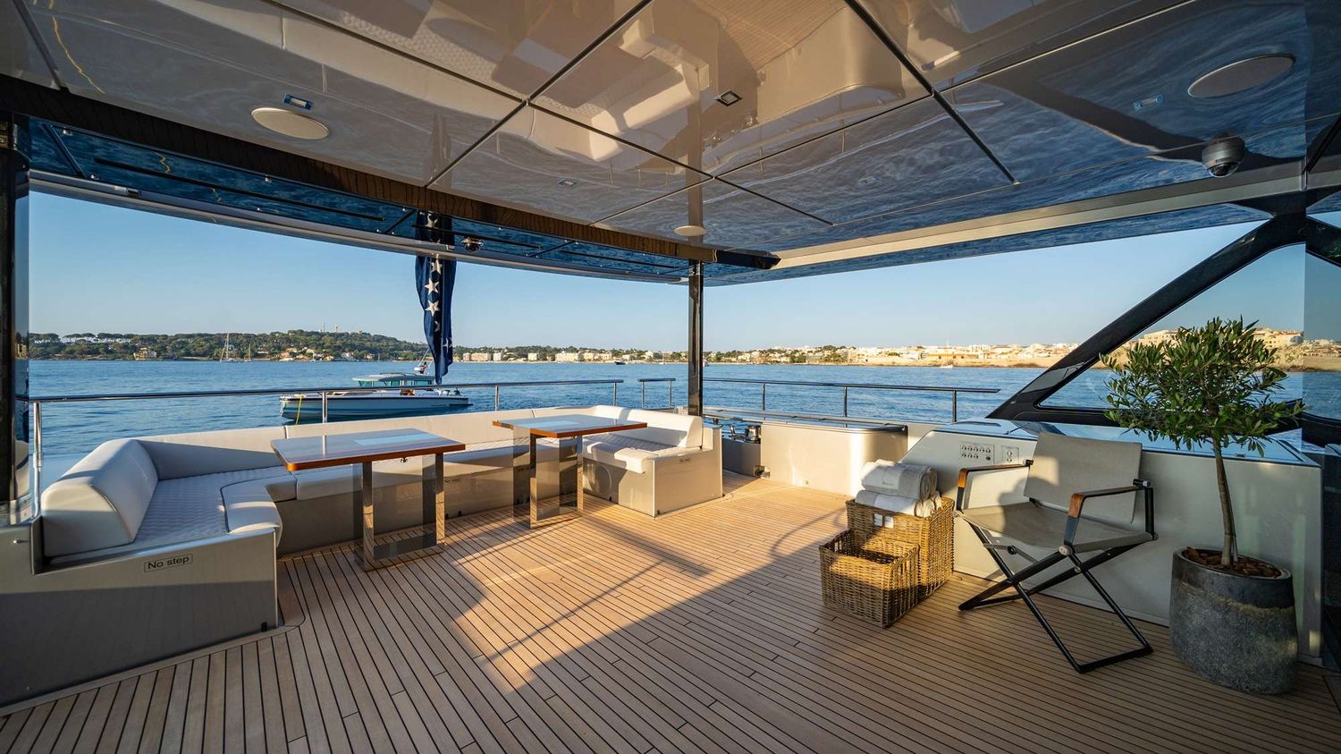 yacht-529013