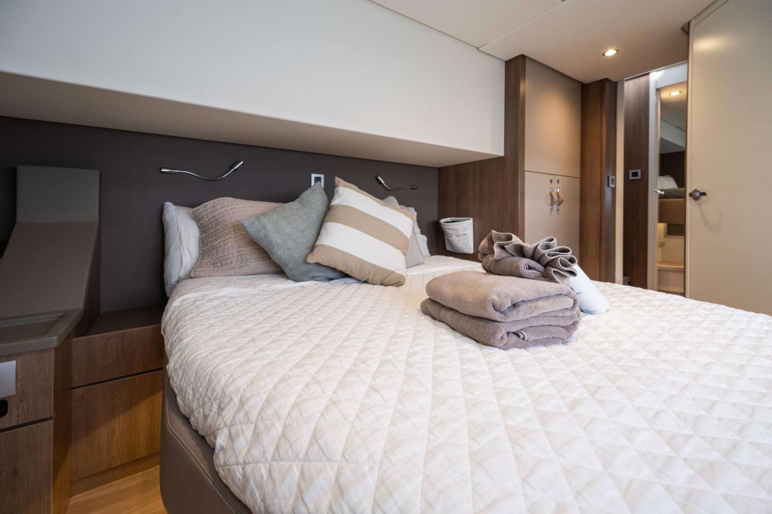 yacht-534799