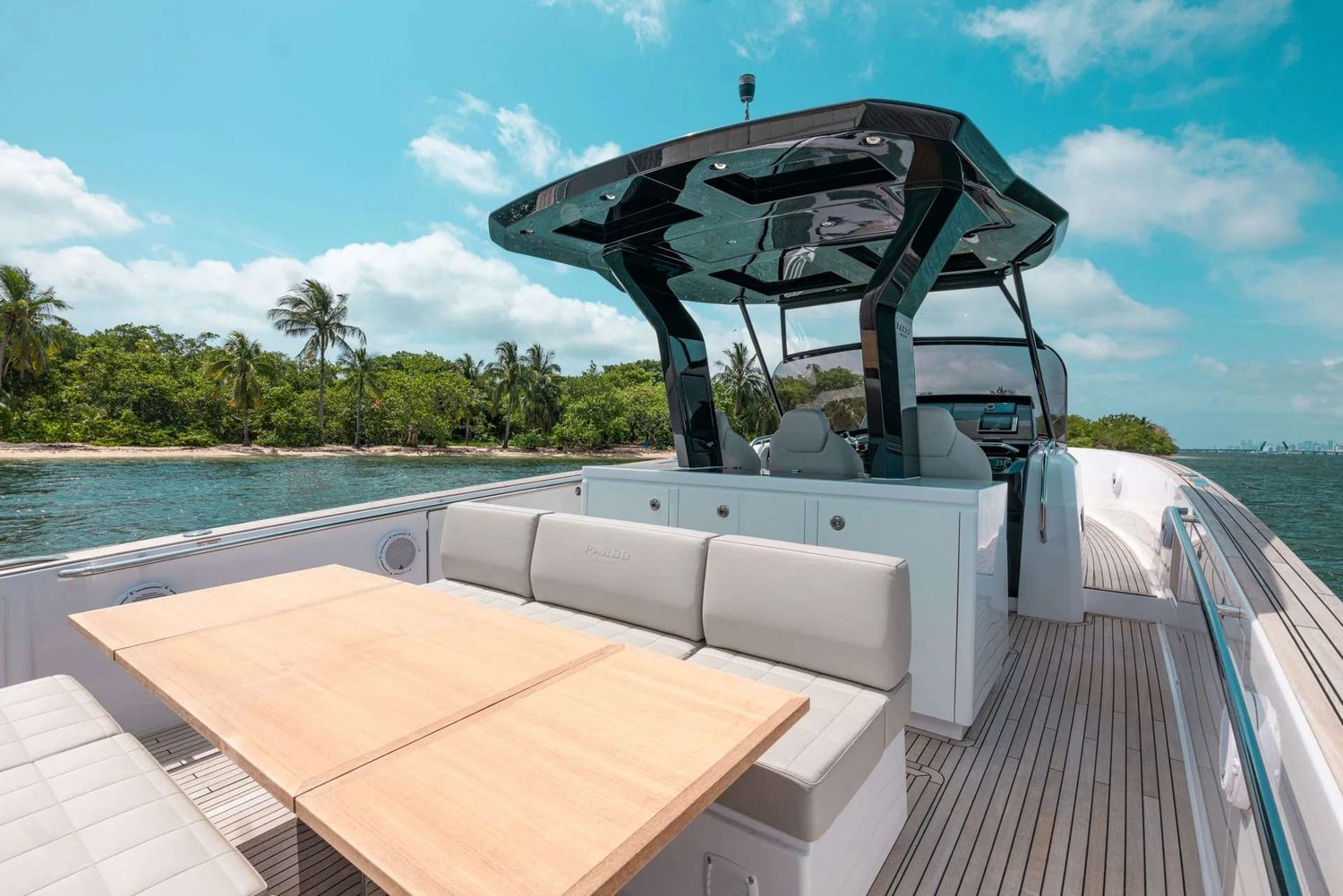 yacht-531113