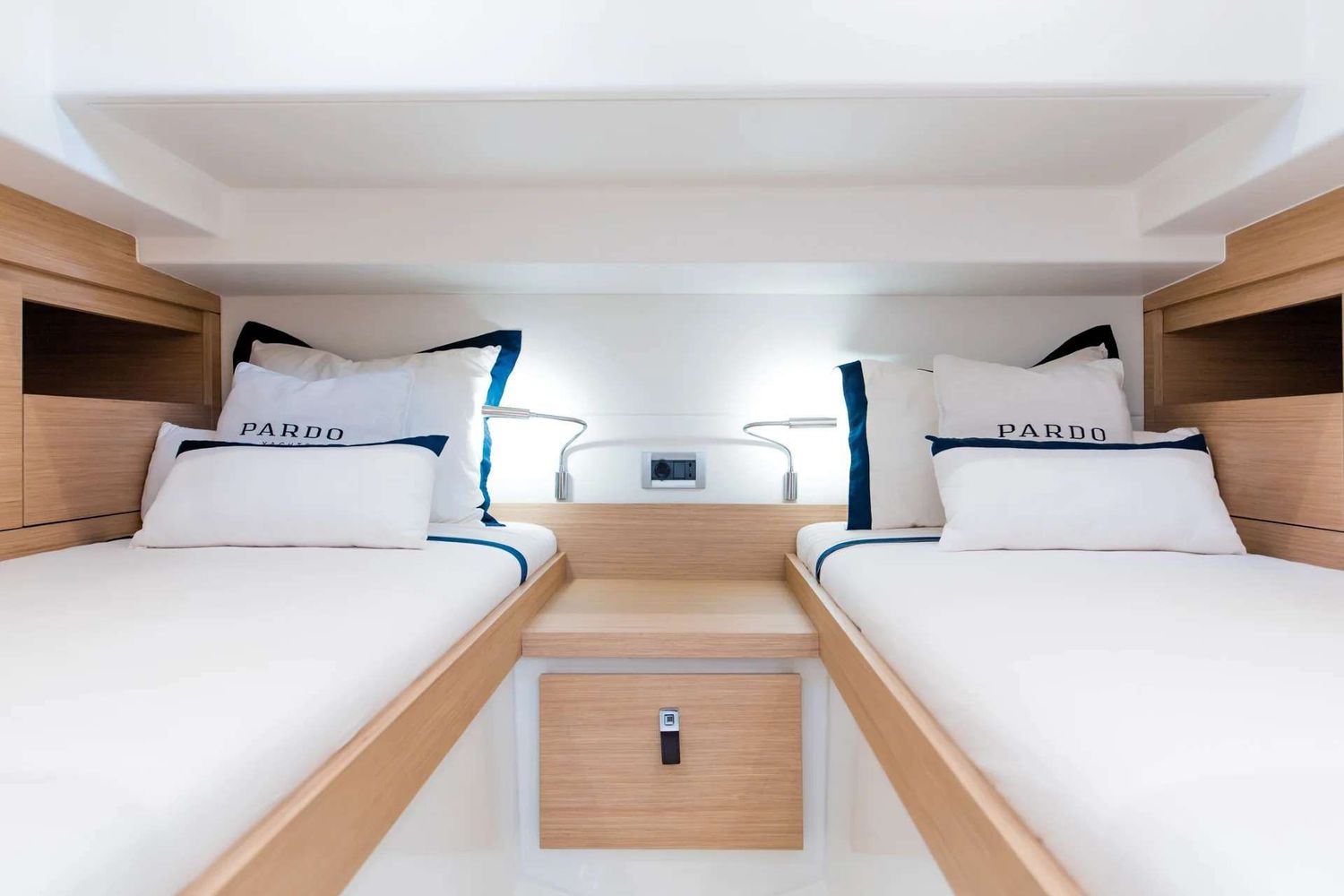 yacht-531108