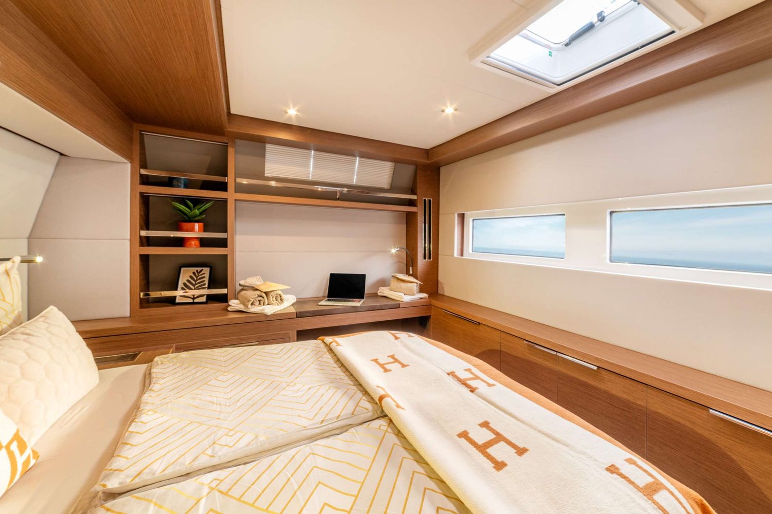 yacht-533480