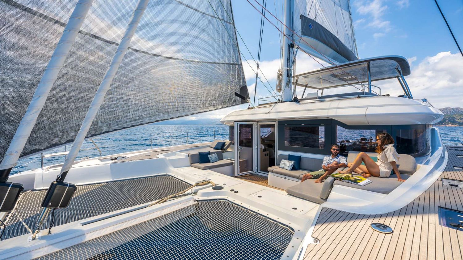 yacht-533112