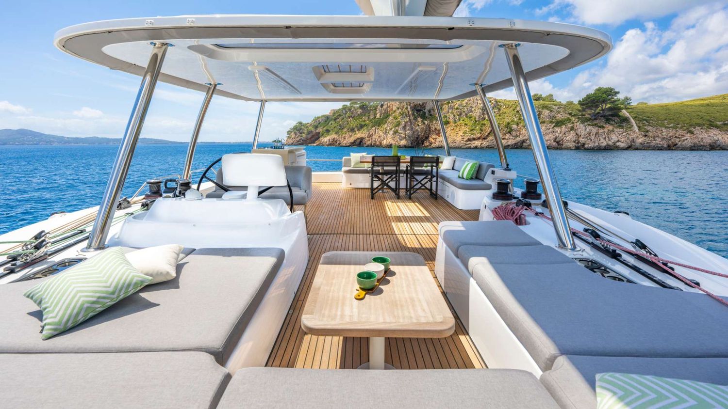 yacht-533116
