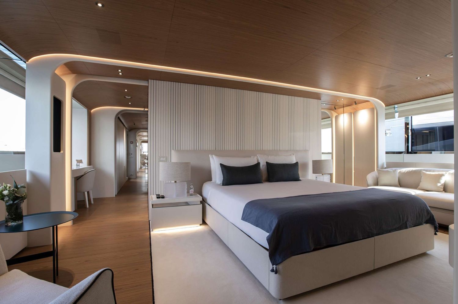 yacht-536176