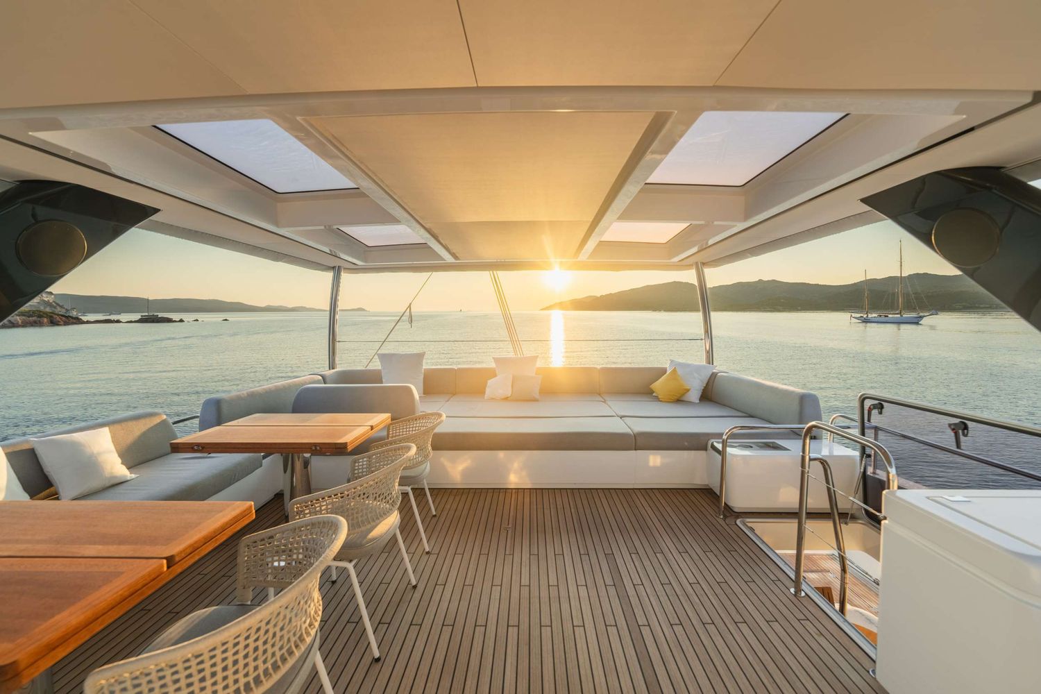 yacht-534302