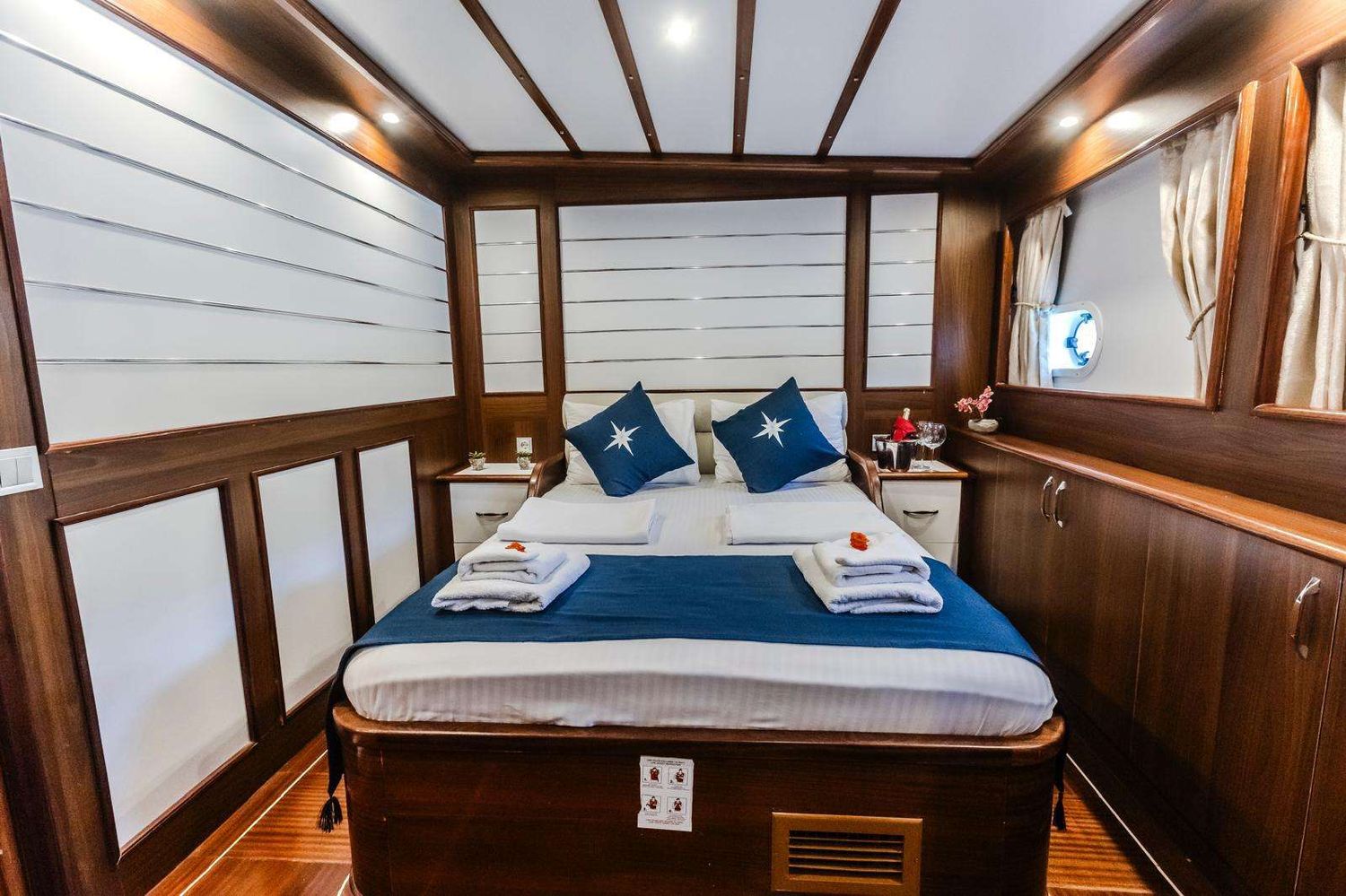 yacht-533263