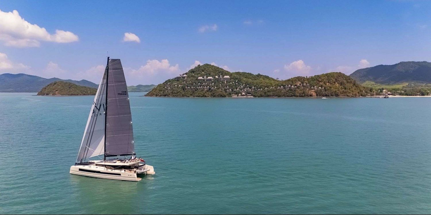 yacht-535455