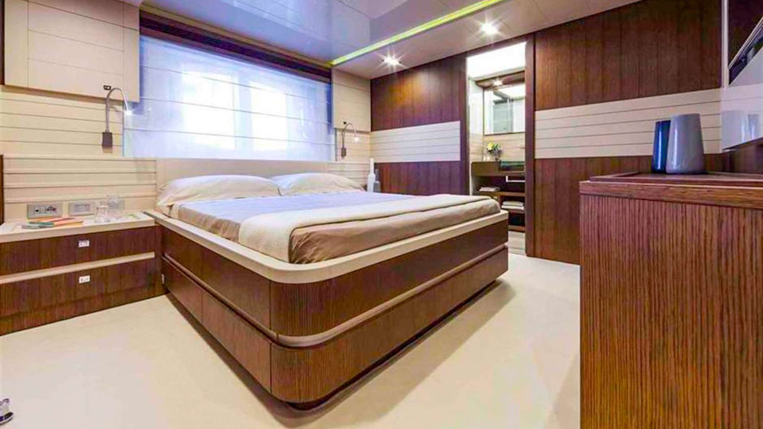 yacht-535788
