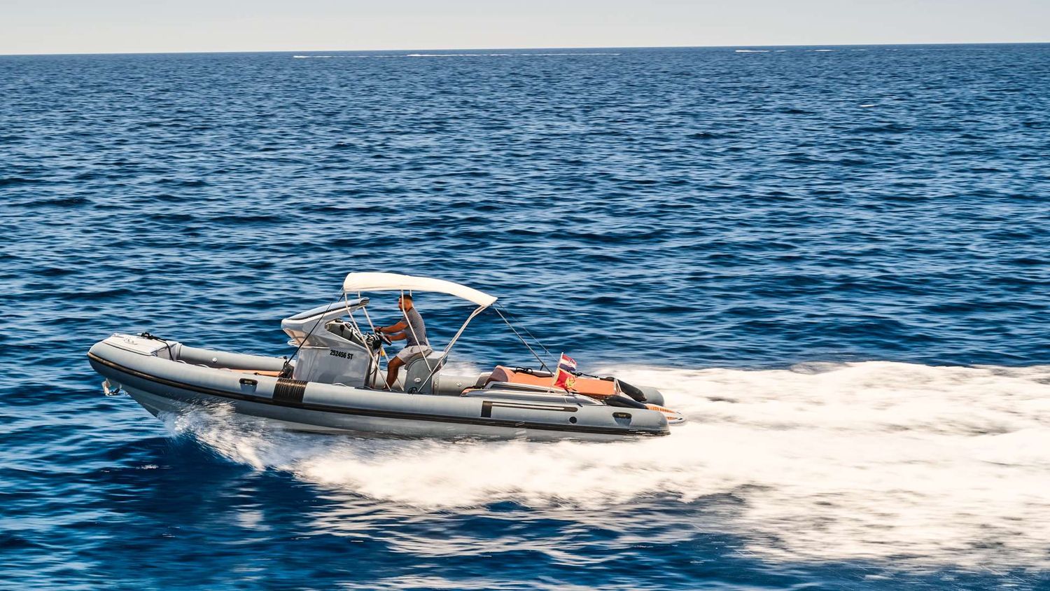 yacht-535820