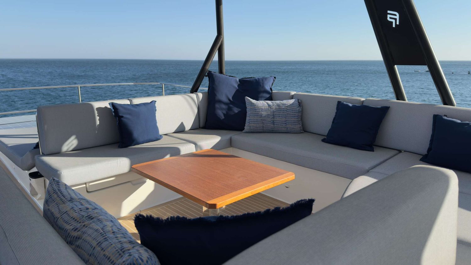 yacht-536035