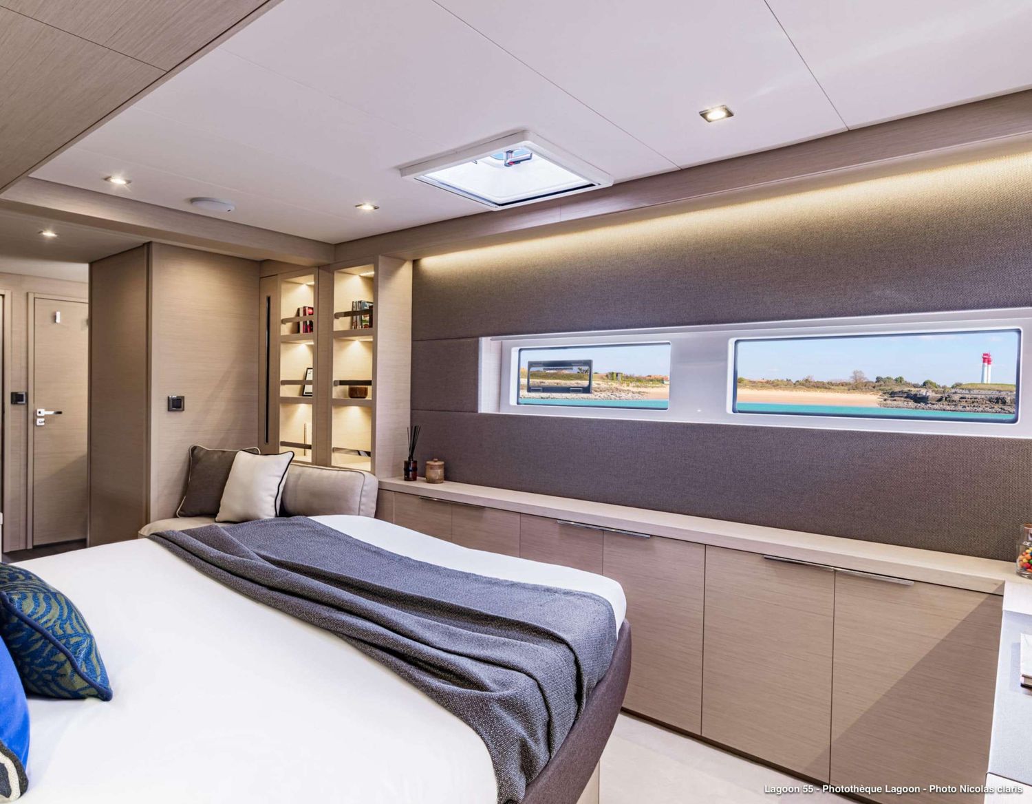 yacht-536511