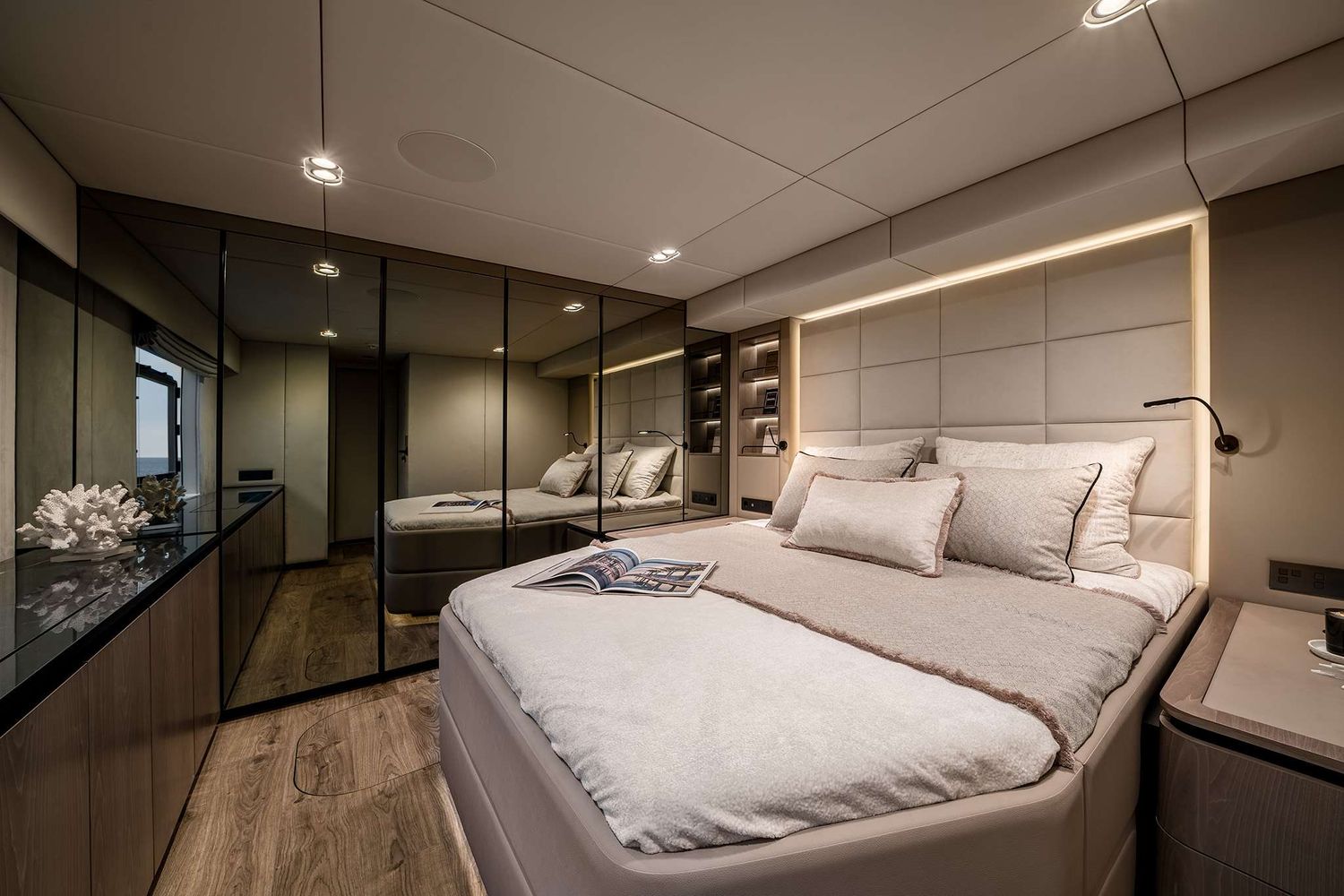 yacht-536193