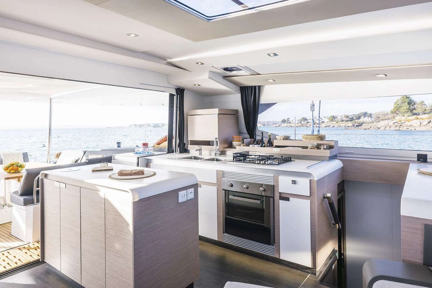 yacht-536210