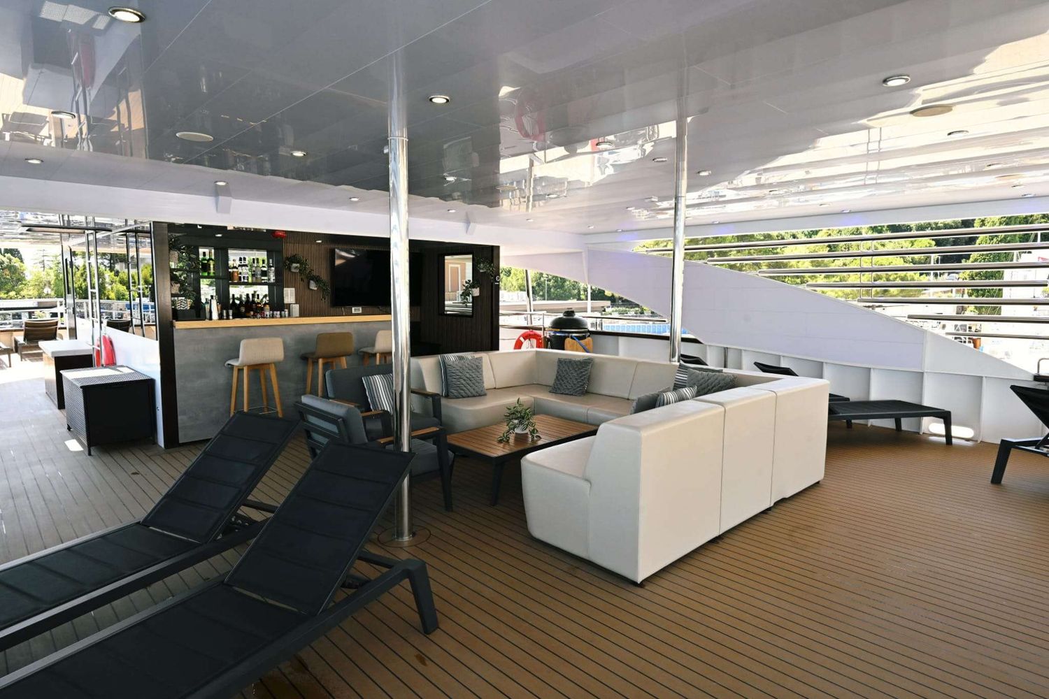 yacht-536548