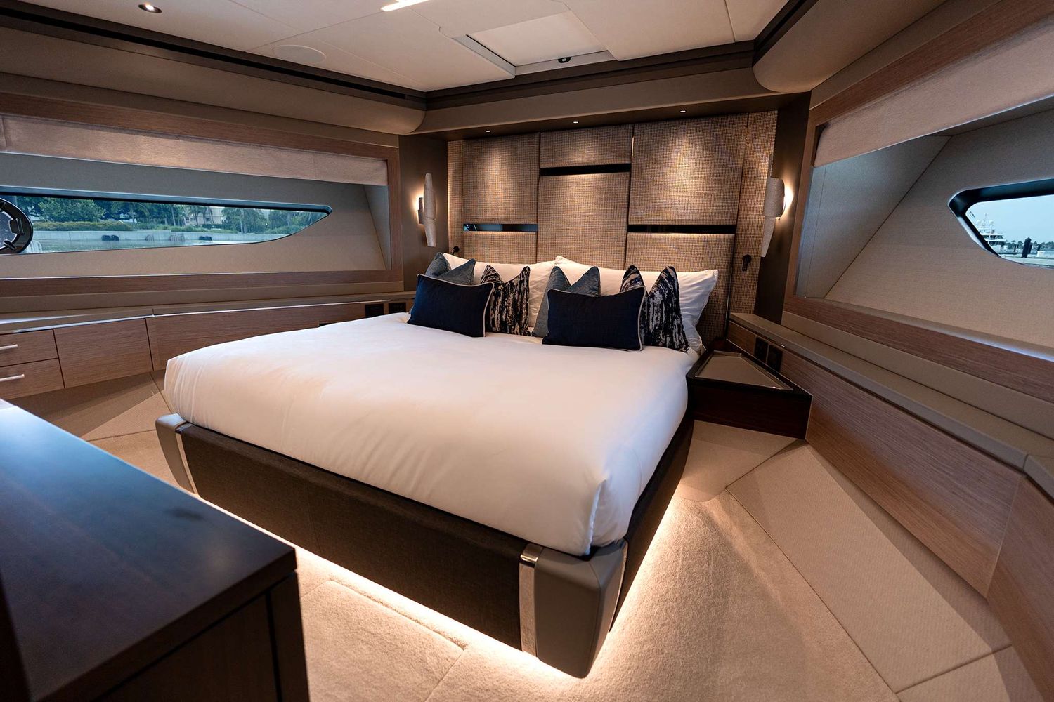 yacht-537016