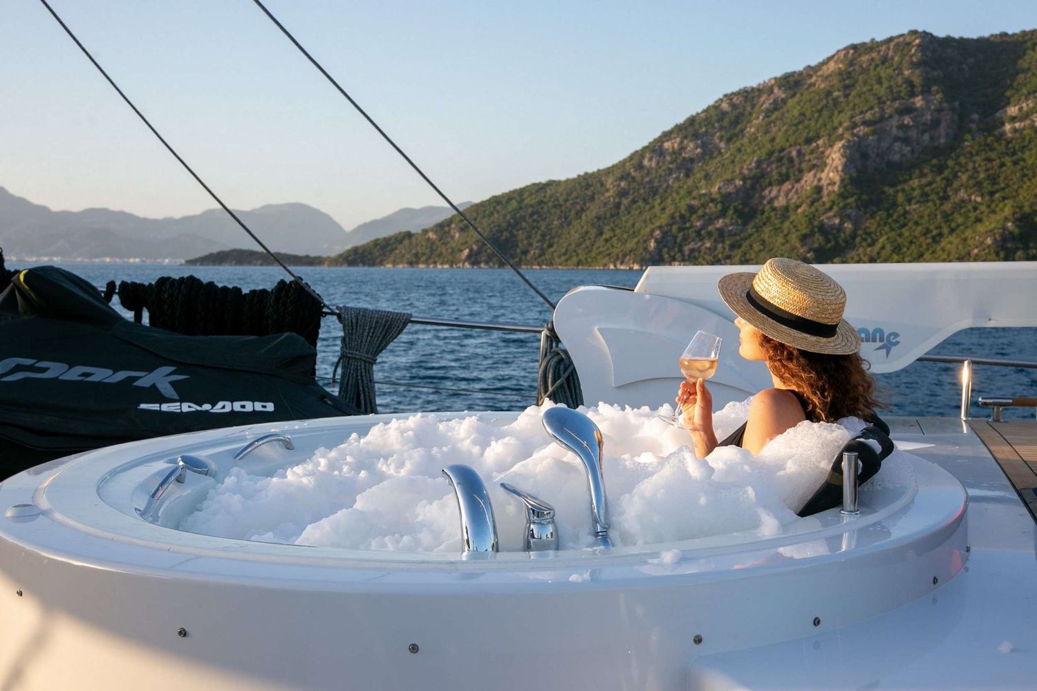 yacht-536612