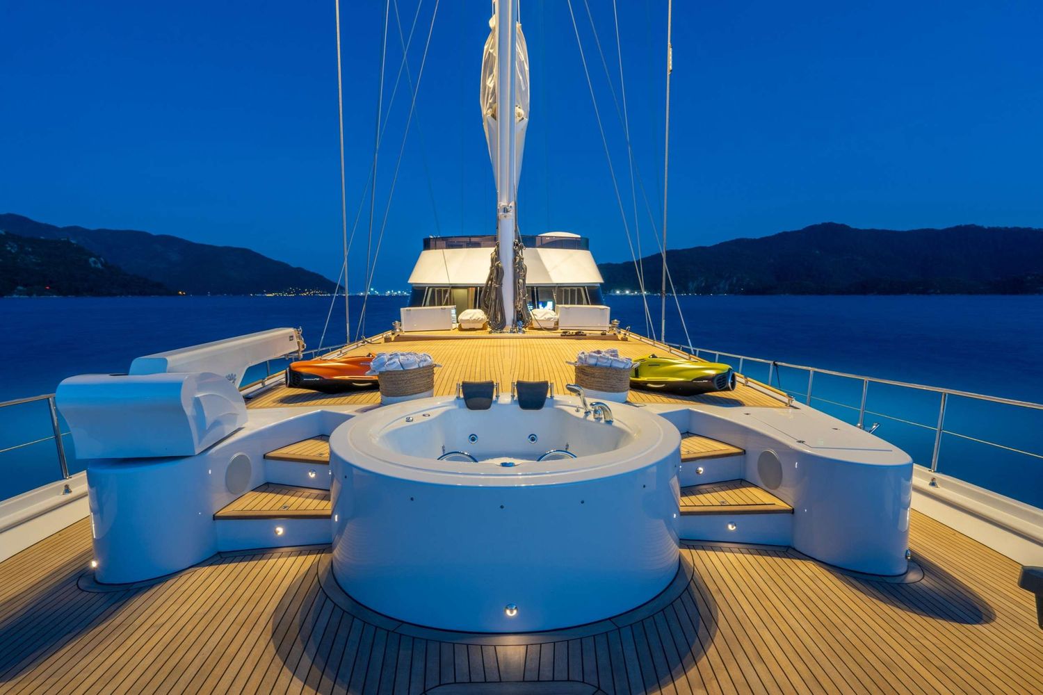 yacht-536599